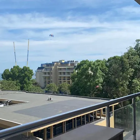 アパート Bratanov Asteria Family *