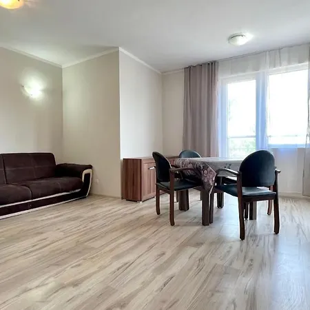 Bratanov Asteria Family サニービーチ